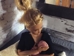 Barbie Hamil dan Memberi ASI Ini Dibuat untuk Hapus Stigma Buruk Menyusui