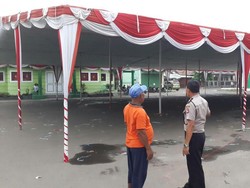 Tak Ikut ke Jakarta, Ormas Islam di Karawang Gelar Istigasah di Masjid