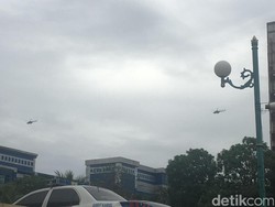 Jelang Aksi Damai 2 Desember, 6 Helikopter Mengudara di Langit Jakarta