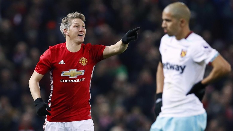 MU Ditunggu Jadwal Padat, Schweinsteiger Mungkin Lebih Sering Main MU Ditunggu Jadwal Padat, Schweinsteiger Mungkin Lebih Sering Main