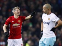 Nasib Pemain Rekrutan Van Gaal di Era Mourinho