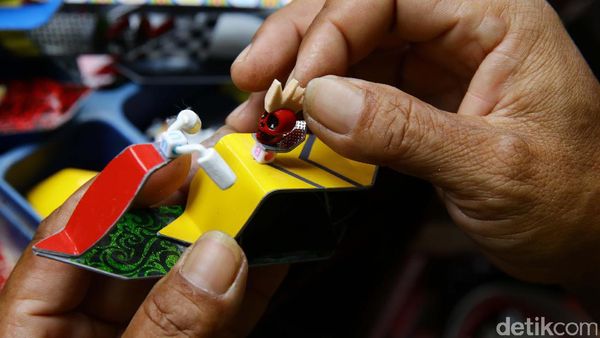 Kreativitas Tangan Berbuah Penghasilan