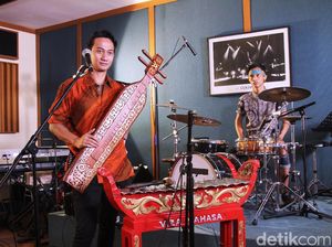 Perpaduan Musik Modern dan Tradisional Ala V1mast