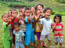 Senyum, Tawa dan Cinta, Harta Karun Indonesia yang Kita Lupa