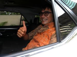 KPK Telusuri Aliran Dana Choel Mallarangeng di Kasus Hambalang KPK Telusuri Aliran Dana Choel Mallarangeng di Kasus Hambalang