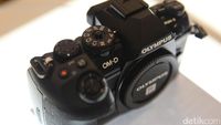 Melongok Mirrorless Super Cepat Olympus