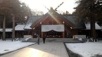 Patung Pendiri Kota Sapporo & Ramalan Nasib di Kuil Hokkaido Jingu