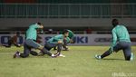 Skuat Garuda Jajal Lapangan Pakansari