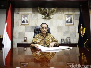 Strategi Menhub Genjot Penerbangan dan Pariwisata RI