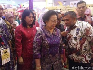 Ada Megawati dalam Pameran Kerajinan di Gedung Smesco