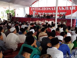 Massa Santri dan Ulama di Kota Serang Gelar Doa Bersama Demi Kesatuan NKRI