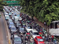 Larangan Motor Melintas di Sudirman Berlaku Akhir September