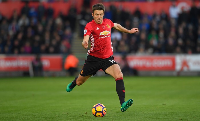 Carrick Tak Bisa Bayangkan Lanjutkan Karier di Klub Lain