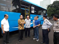 Menhub Cek Kesiapan Bus-bus Pengantar Peserta Aksi 2 Desember Pulang