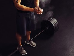 7 Manfaat Olahraga Malam dan Ketahui Juga Efek Sampingnya