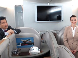 Tempat Pramugari Emirates Berlatih Layani Penumpang