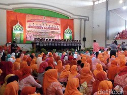 Aksi Bela Islam di Mojokerto Diwarnai Istighosah Akbar Hingga Turun Jalan