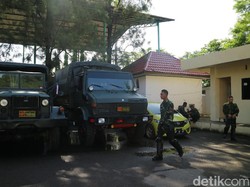 Aksi 2 Desember, Personel Gabungan Polri dan TNI Bersiaga di Makassar