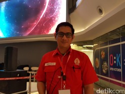 Hanya Berpelukan dan Minum Segelas Bersama Tak Akan Tularkan HIV-AIDS