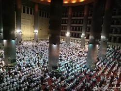 MUI: Beri Pelajaran Berdemokrasi Terhormat dan Bermartabat di Aksi 2 Desember