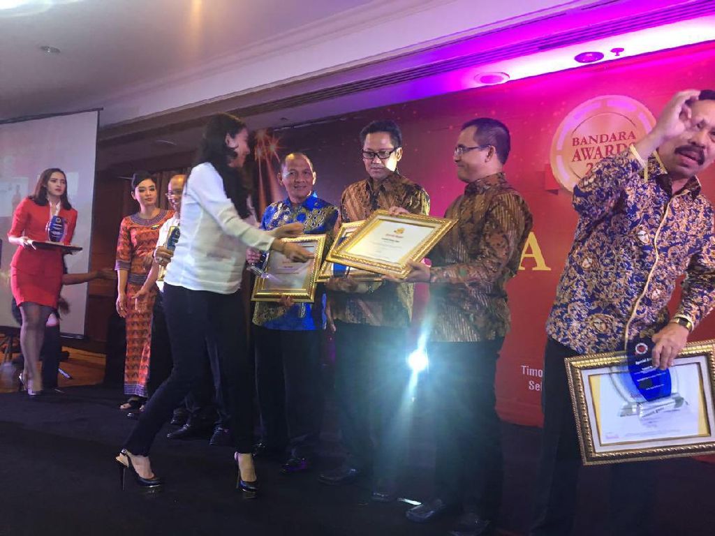 Bandara Blimbingsari di Banyuwangi Terus Menarik Perhatian Bandara Blimbingsari di Banyuwangi Terus Menarik Perhatian