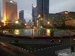 Bundaran HI Steril dari Massa Aksi 2 Desember, Lalin Cenderung Lengang