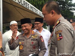 Apresiasi Aksi Berakhir Damai, Kapolri: Tidak Ada Satu Pohon Pun yang Rusak