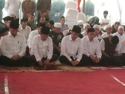 JK: Saya Menghargai Semangatnya, Hujan Deras Tidak Ada yang Goyang