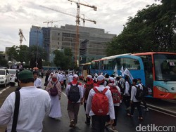 Aksi Damai 2 Desember, Kawasan Silang Monas Diguyur Gerimis