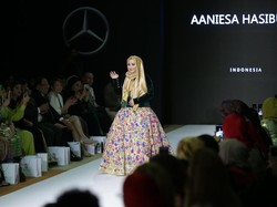 Sukses di NYFW, Anniesa Hasibuan Pamer Karya di Pekan Mode Doha