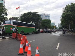Peserta Aksi Super Damai Padati Monas, Jalan Medan Merdeka Timur Ditutup