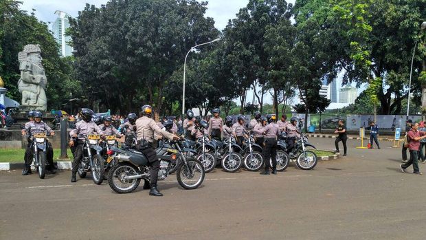 Penjualan Tiket di GBK Berbarengan dengan Tinjauan Presiden Jokowi