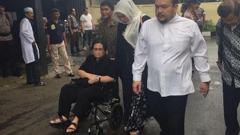 Polisi Periksa Rachmawati Soekarnoputri di Mako Brimob