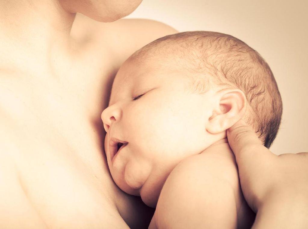Cara Mengatasi Cegukan pada Bayi Baru Lahir