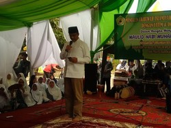 Ikut Pengajian di Cilincing, Anies Klarifikasi Isu Syiah dan Kawin Lagi