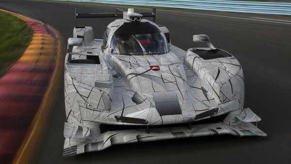 Mobil Balap Cadillac