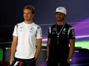 Hamilton Tak Kaget Rosberg Putuskan Pensiun