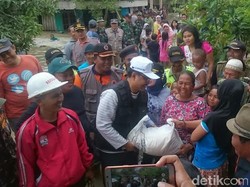 Gus Ipul Imbau Warga di Bantaran Bengawan Solo Perhitungkan Pembangunan Rumahnya