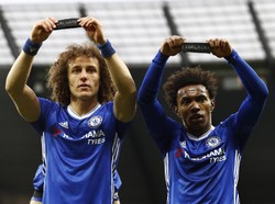 Penghormatan David Luiz-Willian untuk Tragedi Chapecoense