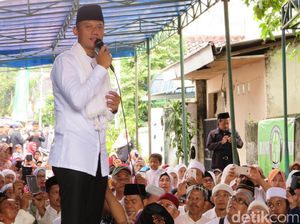 AHY Dewan Pembina Timses Prabowo, Tim Jokowi: Kenapa Tak Jadi Ketua? AHY Dewan Pembina Timses Prabowo, Tim Jokowi: Kenapa Tak Jadi Ketua?