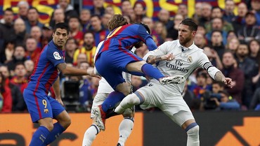 Kegagalan Barcelona Memanfaatkan Celah Lini Tengah Real Madrid
