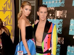 Moschino Rilis Boneka Barbie dan Ken Seharga Rp 3,4 Juta