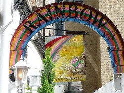 Kafe Vegetarian Ini Tolak Lembaran Uang Baru yang Disebut Mengandung Lemak Hewan