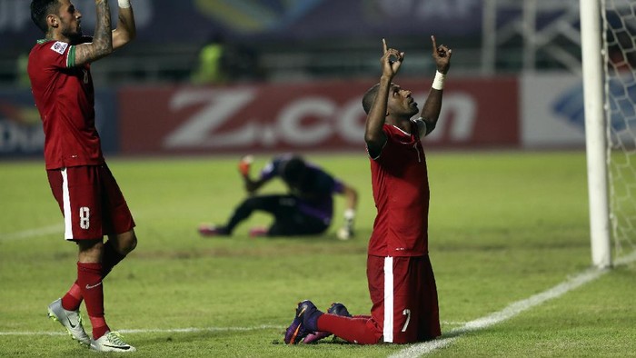 Boaz Salossa Boaz Salossa di timnas Indonesia dikala menghadapi Vietnam dalam semifinal Piala AFF di Stadion Pakansari, Cibinong, Bogor, Sabtu (3/12/2016).
