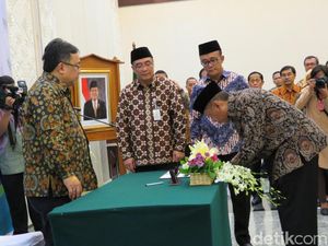 Menteri PPN Lantik Kepala Badan Informasi Geospasial