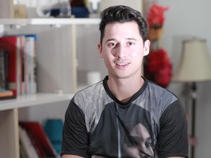 Mampir ke Kedai Kopi dibawahtangga, Milik Nino Fernandez