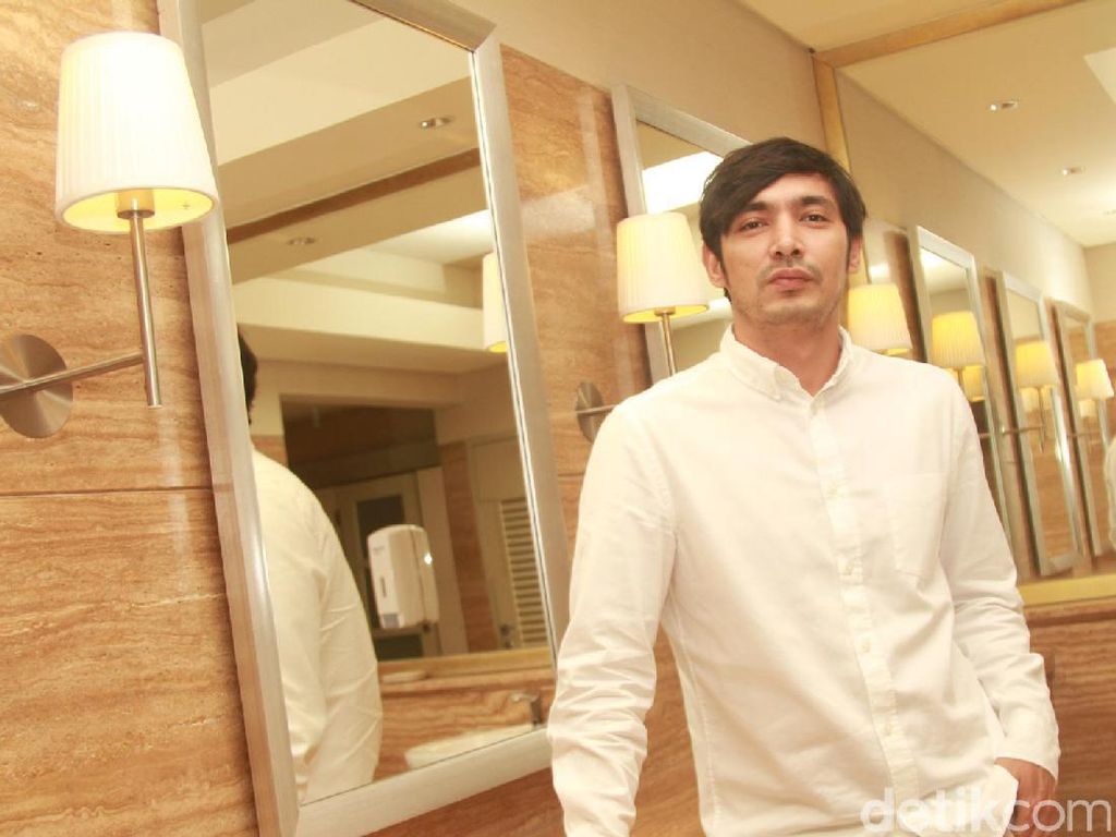 Abimana Pikul Beban Berat Perankan Sosok Jagoan Gundala Abimana Pikul Beban Berat Perankan Sosok Jagoan Gundala