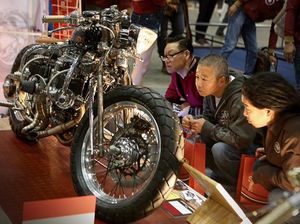 Naga Lima, Honda Tiger 5 Silinder Curi Perhatian di Yokohama