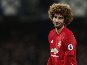 Gary Neville Soroti Kecerobohan Fellaini Gary Neville Soroti Kecerobohan Fellaini