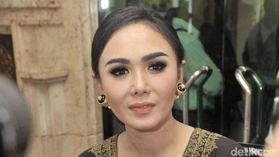 Yuni Shara Masih Cantik Aja